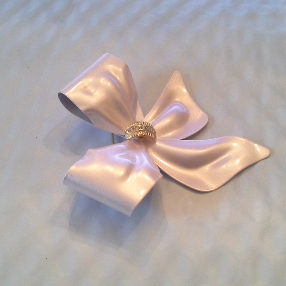 Pink Bow Crystal Rhinestone Brooch Pin -HOST PICK - Picture 8 of 8